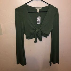 F21 Front tie top